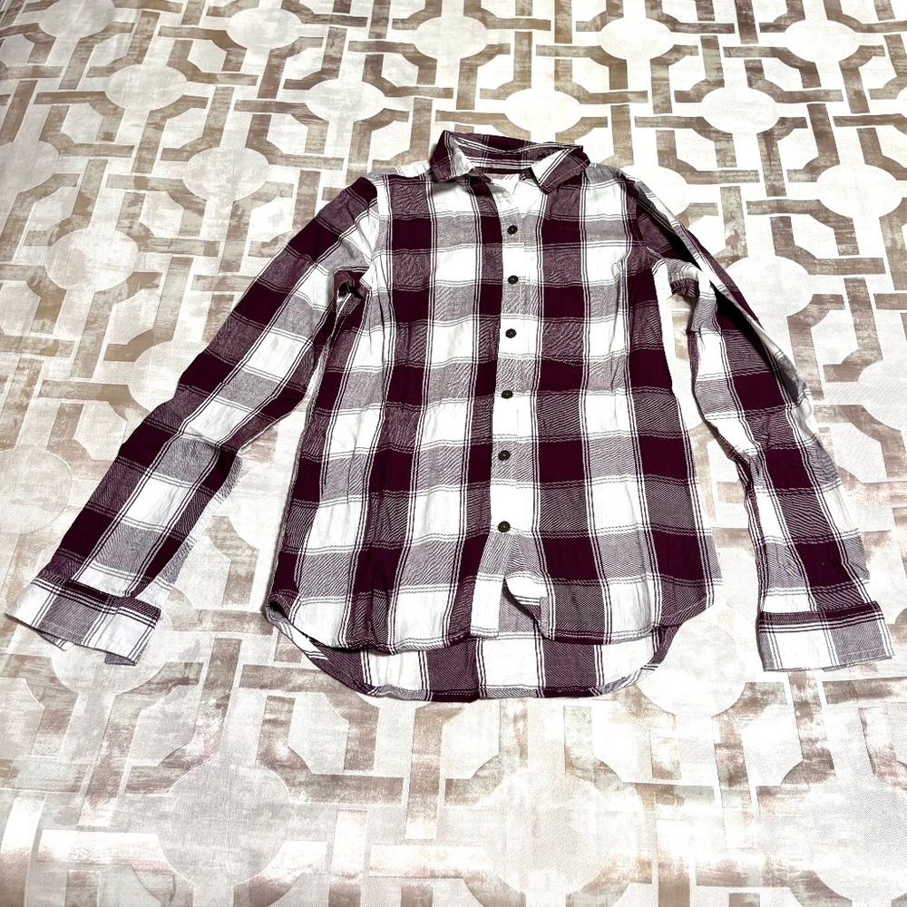 SO Maroon and White Plaid Button-Front Perfect Shirt, Size XXS